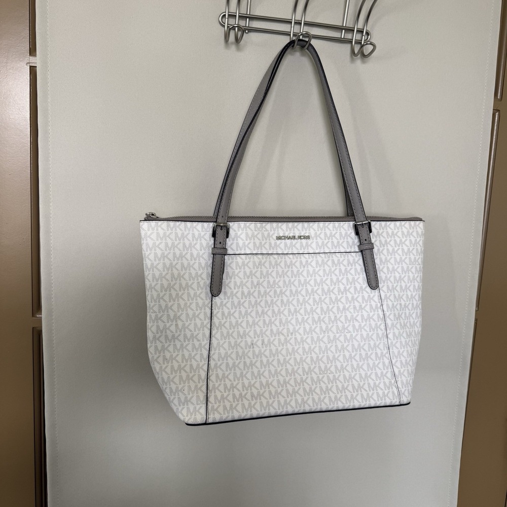 Michael Kors White Grey Signature Monogram LG Ciara Tote Shoulder Bag Purse
